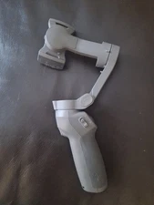 DJI Osmo Mobile 3 - Gimbal Stabilizer