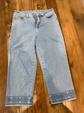 Gloria Vanderbilt Size 6 Capri Jeans ‘Amanda’