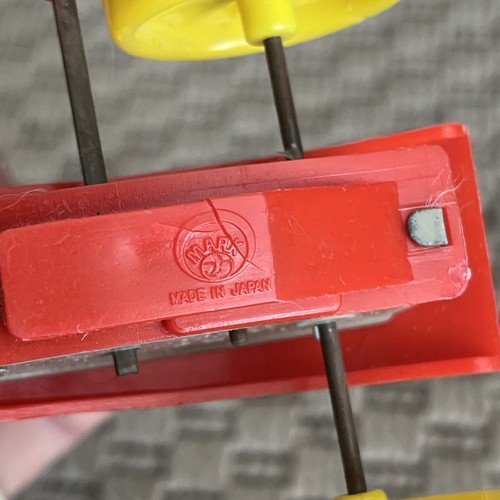 Triciclo coniglietto pasquale vintage bici avvolgibile giocattolo plastica Giappone non funzionante - Foto 7 di 8