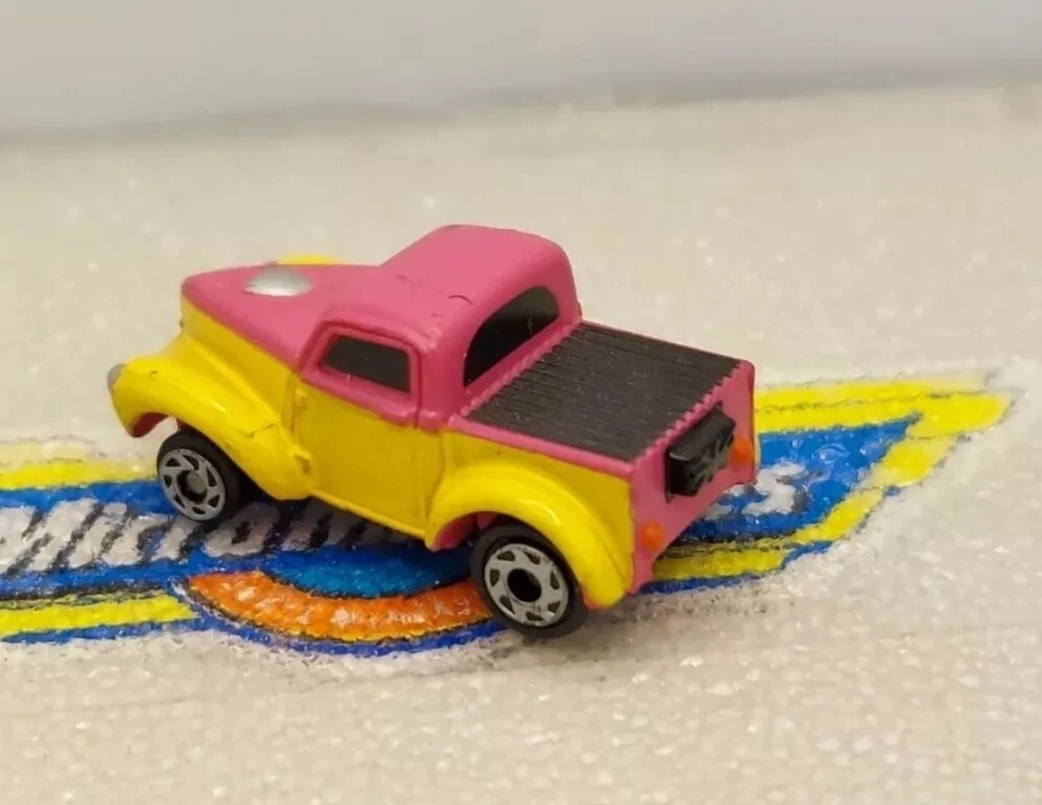 Micro Machines, 1999 Hasbro, Pink Willys Pickup, #1 Hot Rods Collection - Image 2 of 4
