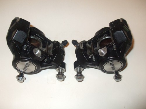 Yamaha RD500 /RZ500 84 to 86 Front Brake Caliper Set P# 47X-25810-00 / -10 - Picture 2 of 5