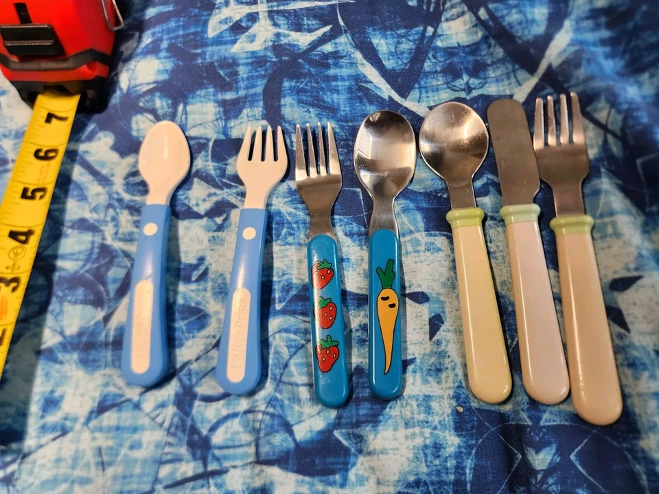 JUEGO DE TENEDOR Y CUCHARA S VINTAGE PARA BEBÉ Fisher-price, LvC 1993 y 3 sin marca Foto 2 de 4