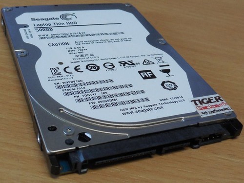 Seagate Laptop Thin HDD ST500LT012 SATA III 500GB 2.5 Zoll Festplatte 16MB* F855