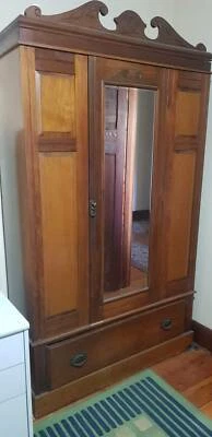 Red Cedar Mirrored Wardrobe Antique Wardrobes Gumtree