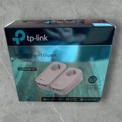 TP-Link TL-PA8030P KIT AV1300 3-Port Gigabit Powerline Adapter KIT with Outlet