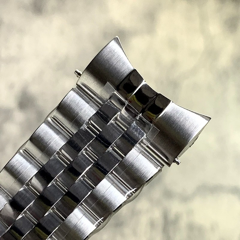 21 pulseira de relógio jubileu curva sólida 22mm para Tudor Black Bay 41mm prata  - Imagem 4 de 4