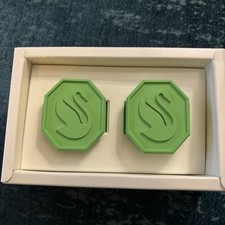 2er Set Serviettenringe mit grünem Logo - 5723306 - Swarovski - brandneu