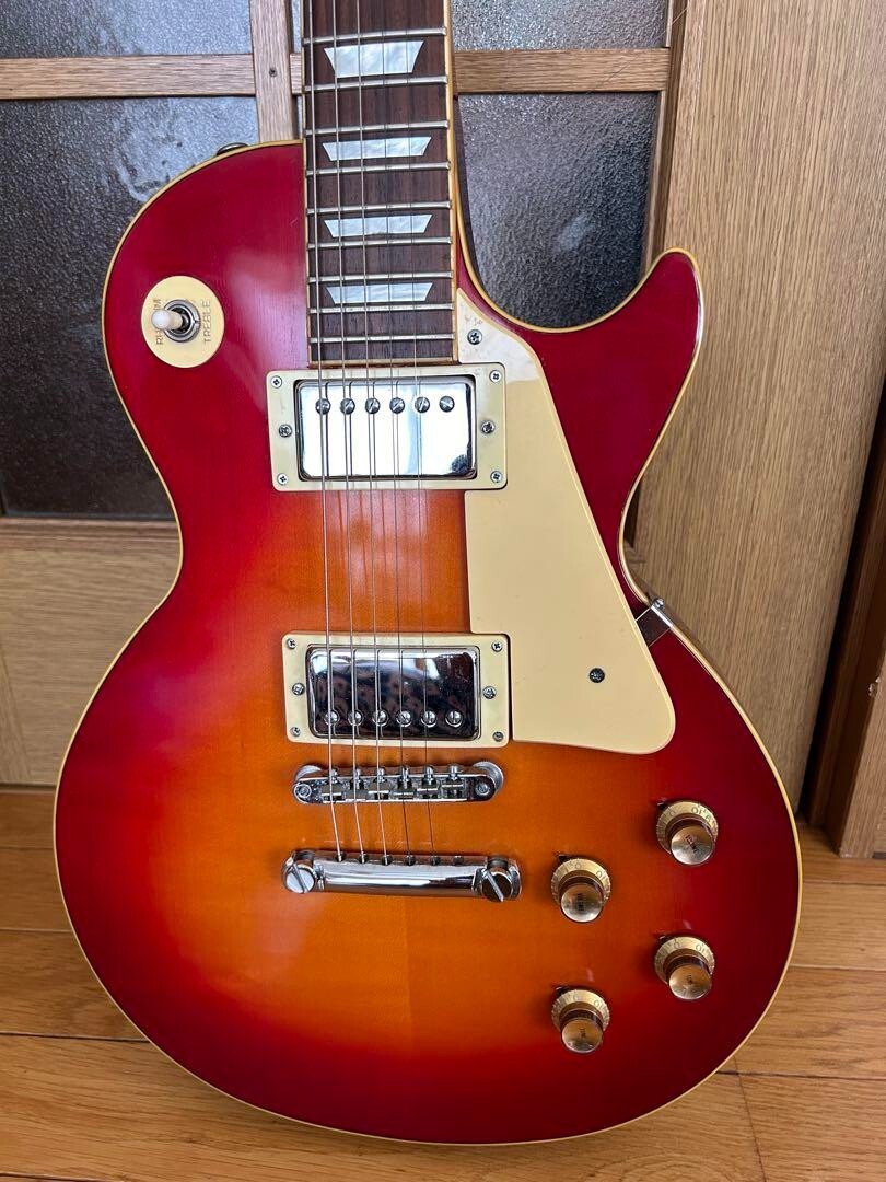 YAMAHA Electric Guitar SL800 Instrument Music Wood with YAMAHA Electric Guitar SL800 Instrument Music Wood with