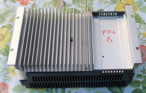 KEB Combivert 07.F0.200-1229 variateur de fréquence 750W entrée 1PH 200-240V - Picture 13 of 13