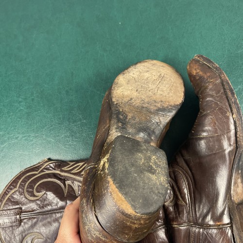 Vintage Tony Lama Cowboy Boots Sz 12 Brown Leather Embrioiderd Well Worn USA - Picture 4 of 11