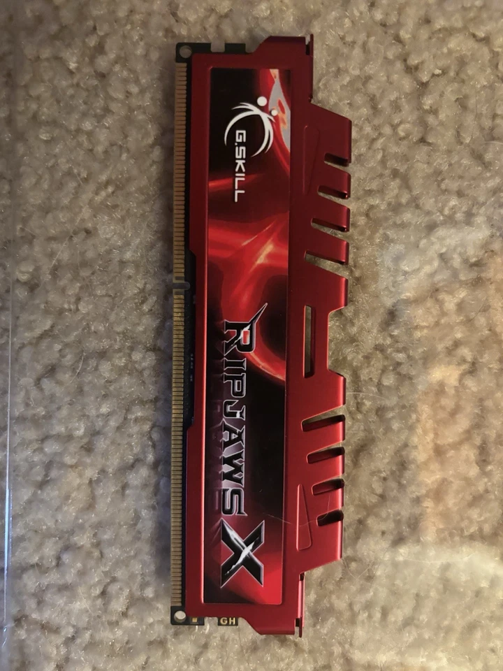 G. SKILL 8GB (2 x 4GB) PC3-12800 (DDR3-1600) Memory (F3-12800CL9D-8GBXL) - Image 2 of 3