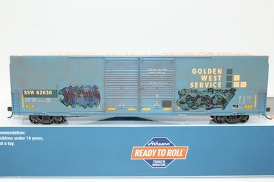 Athearn HO SSW Ex Golden West Patch 60' FMC High Cube Box Car Weathered Graffiti