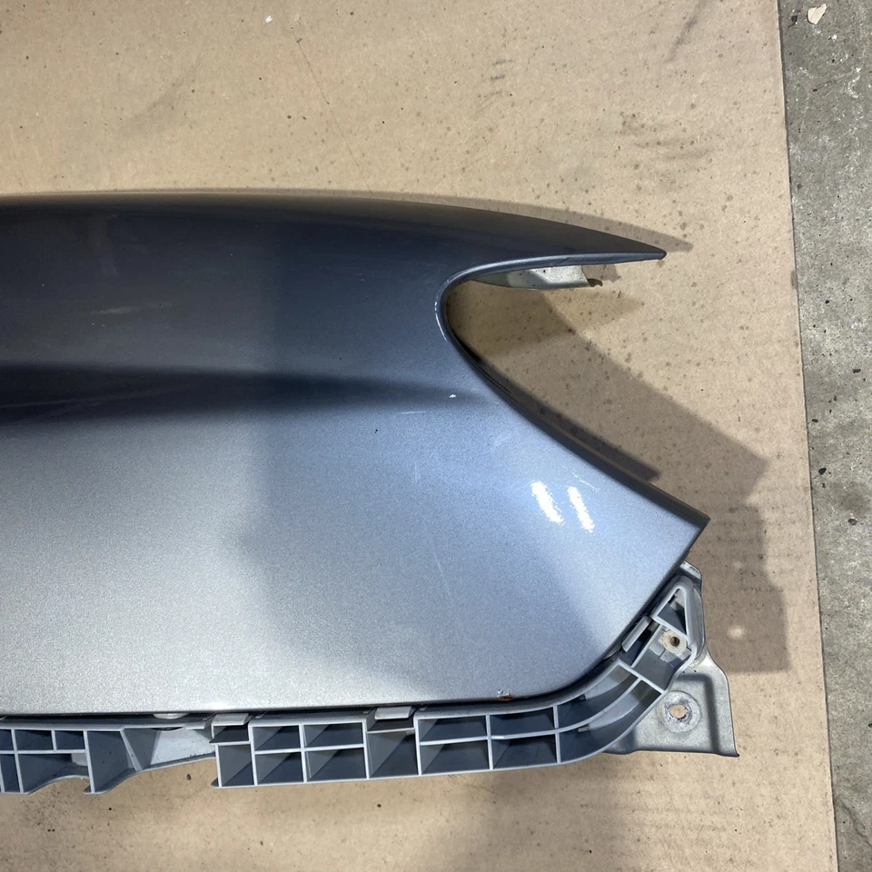 Cubierta de guardabarros delantero derecho Subaru Impreza Sti 2006 2007 sedán OEM 26D Foto 2 de 4