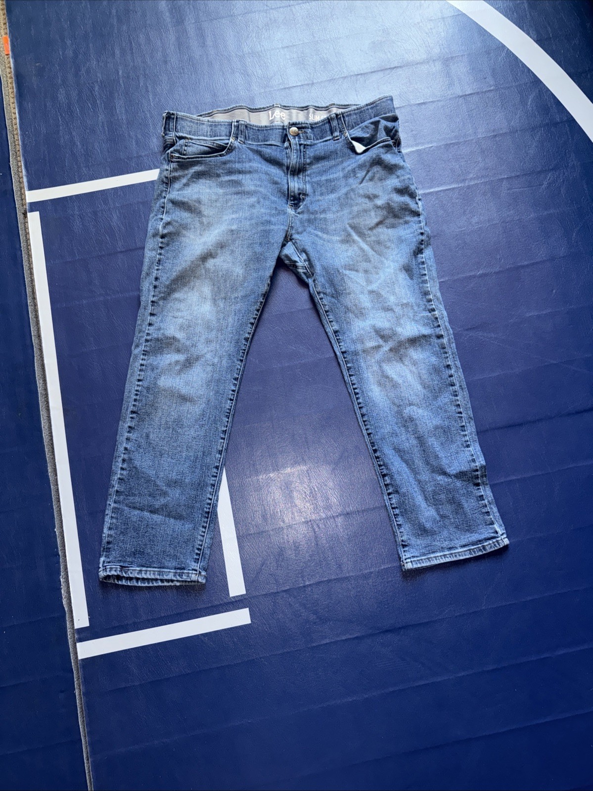 lee extreme motion straight jeans flexible denim zip up