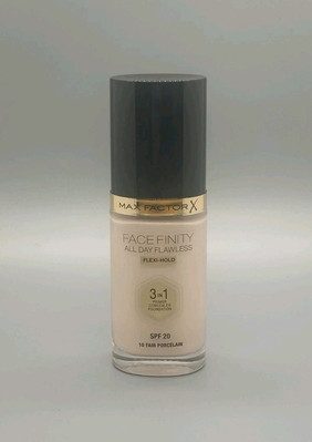 Max Factor: Facefinity 3in1 Foundation - SPF20 - 10 Fair Porcelain - 30 ml