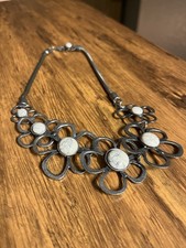 Vintage Aluminum Daisy Necklace