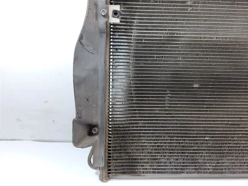 KIA SEDONA 2006 2007 2008 2009 2010 2011 2012 2013 2014 3,8 L AC Conderser Foto 3 de 4