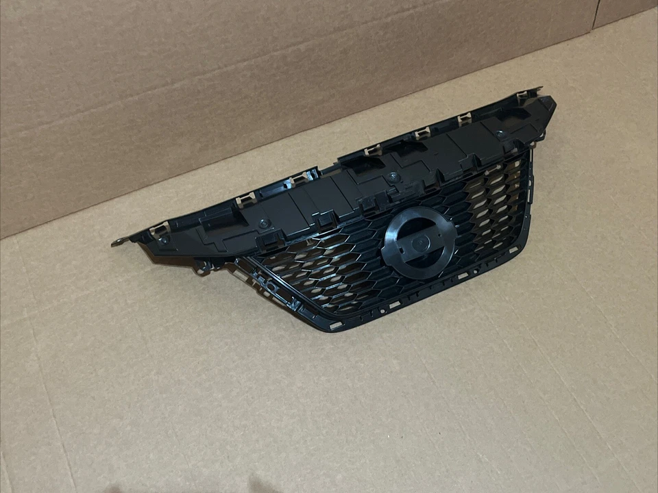 NEW for 2020-2022 NISSAN VERSA Front Bumper Upper Grille Panel - Image 3 of 4