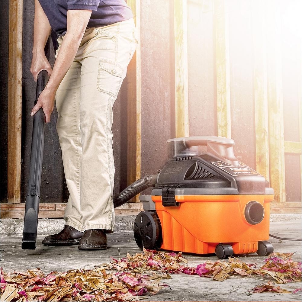 Rigid Ridgid 18v Wet Dry Vac RIDGID Gallon 18-Volt Cordless NXT