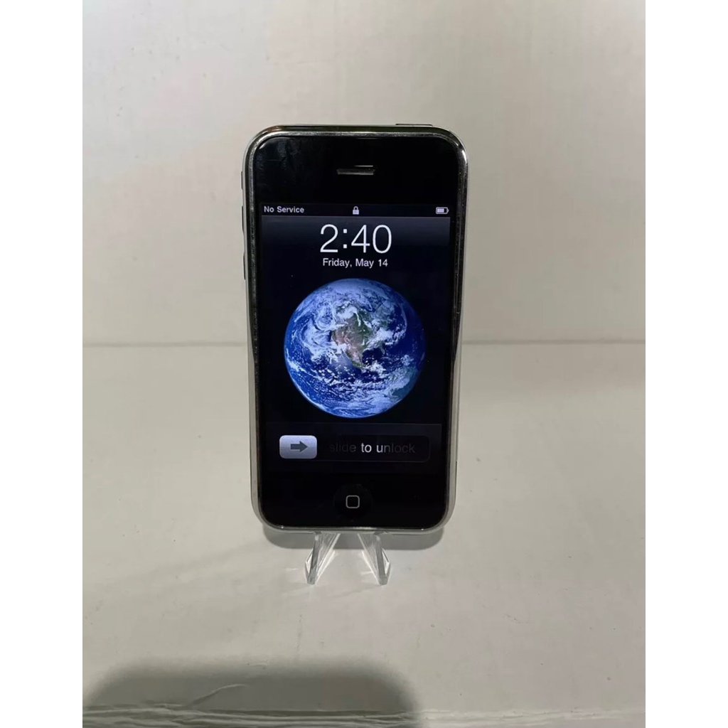 Apple IPhone 1st Generation MA712LL Silver & Black 8GB AT&T Apple IPhone 1st Generation MA712LL Silver & Black 8GB AT&T