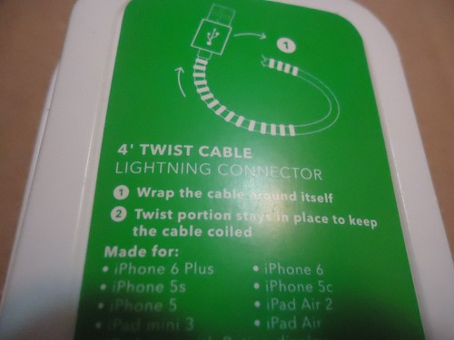 Speck Presidio Perfect Clear MagSafe Case for iPhone 14+MODAL CABLE. - Photo 17 sur 21