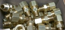 Lot of 25 Parker 3/8" Comp. x 1/8" MNPT Brass Connector Hex Size: 9/16" X68C-6-2
