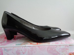 gabor black patent court shoes