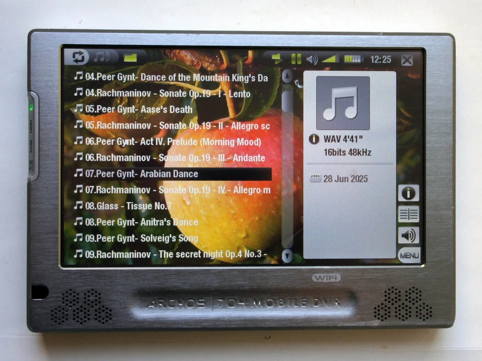 Archos 704 WiFi MP3/Video Player HDD 40GB 7 Inch with Archos DVR Station Gen.5 - Image 4 of 4