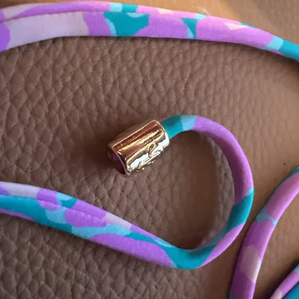 NUEVO Beach Bunny Abbie Tango Fondo Estampado Floral Talla Pequeña Nuevo con Etiquetas Foto 2 de 4