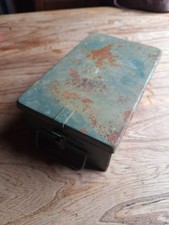 alter Verbandskasten Metall  mit Dichtung für Oldtimer Auto oder Schlepper