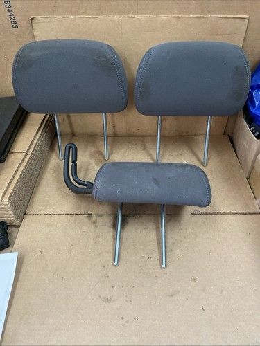 2006 2006 Subaru Impreza Rear Headrest Head Rest Set 3 Piece OEM V002