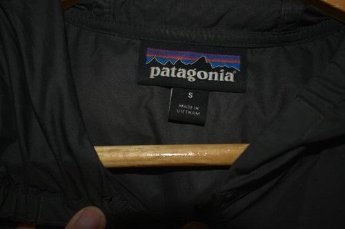 Patagonia Hooded Windbreaker Jacket Men’s/Women’s Small Black Lightweight - Bild 7 von 10