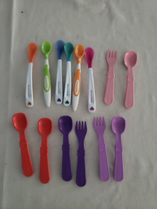 Munchkin spoons plus additional unbranded forks and spoons lot plastic