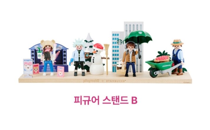 値下げ❗️韓国限定♡Playmobil + Starbucks ピンク 値下げ❗️韓国限定♡Playmobil + Starbucks ピンク