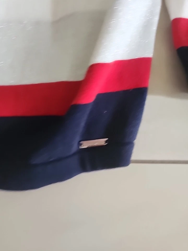 Suéter Tommy Hilfiger Para Mujer XL Blanco Amor Gráfico Borde en Contraste Pullover Foto 2 de 4