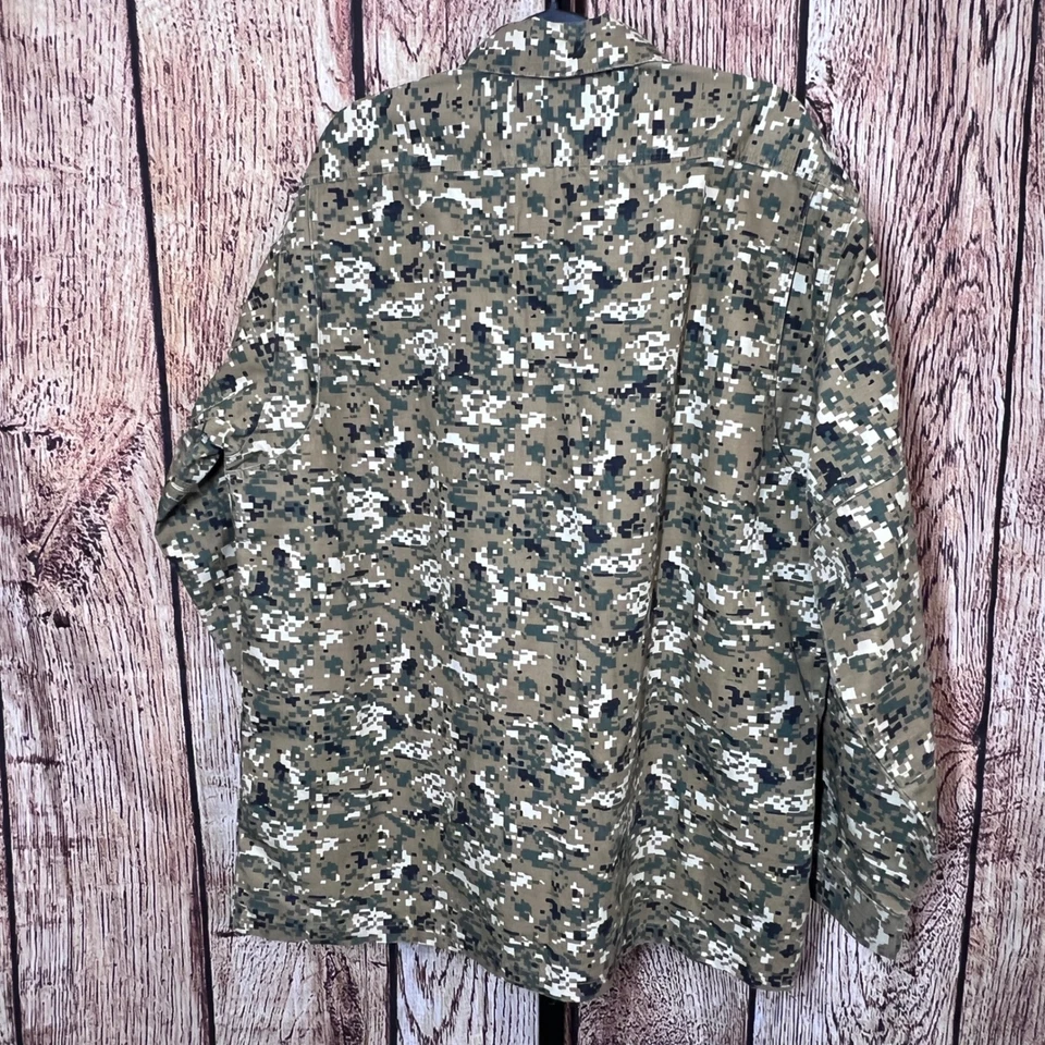 5.11 Tactical Series Mens Sz L Digital Camo Button Up Long Sleeve Shirt Jacket - Image 2 of 4
