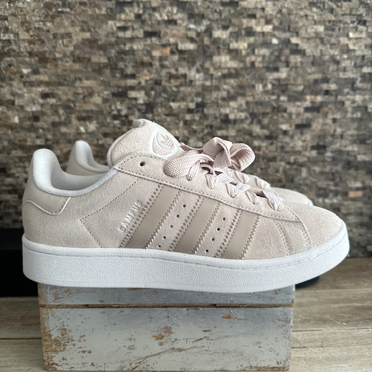 adidas gazelle silver green womens adidas Women's Campus 00s Grey / Chalk White