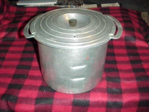 Deep Well Thermowell Aluminum Pot for Vintage Stoves Well Equipped Old Cookware