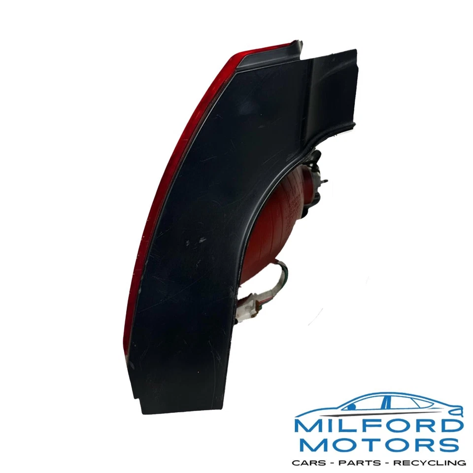 Cuarto de luz trasera del lado del conductor montado en panel para Mitsubishi Galant 04-2006 2,4 L Foto 3 de 4