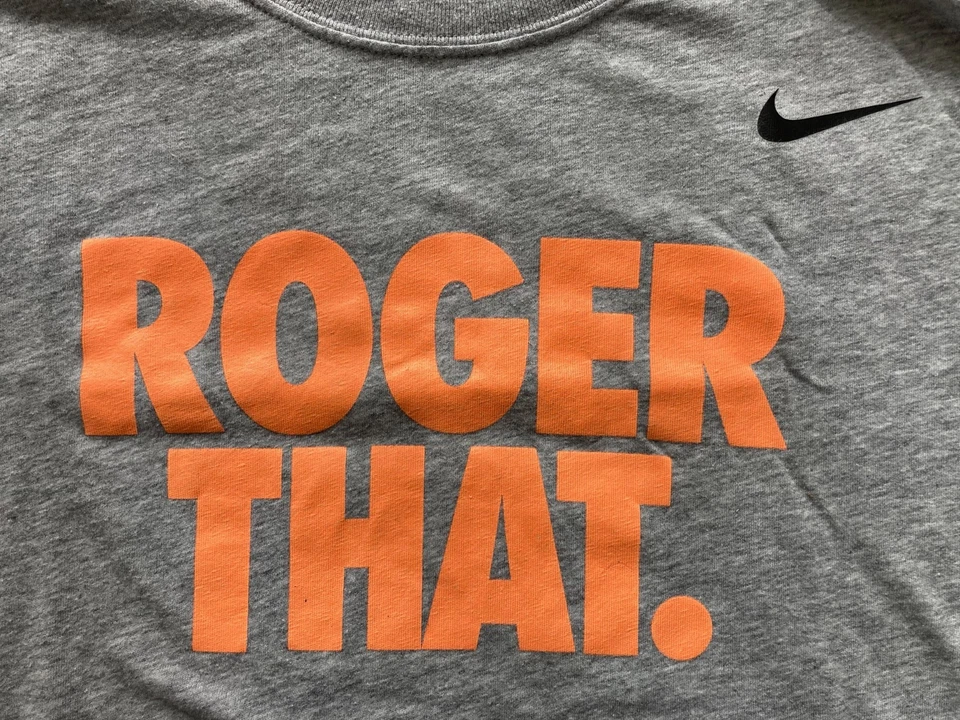 Nike Roger Federer Fall 2013 ROGER THAT Tennis Shirt M Gray 407997-063 Rare - Image 3 of 4