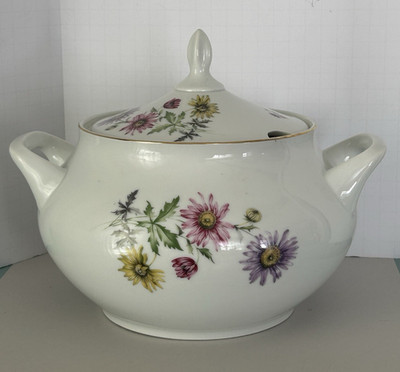 Thun Large Lidded Soup Terrine ''Angelika'' Gold Trim Floral Porcelain 3 quarts