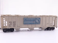 *READ* AHM HO Scale Florida Tile PS-2 Covered Hopper Car #59236 Model Train