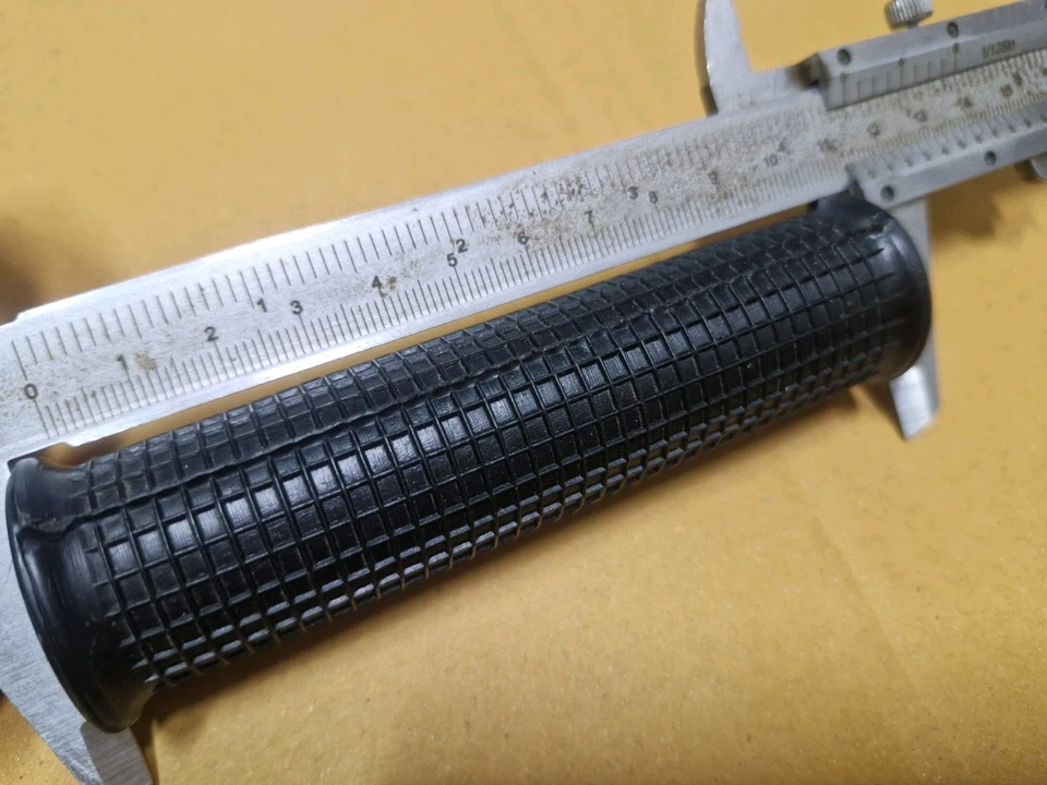 Empuñadura de goma Kawasaki LH D1 J1 J1T J1TL J1TRL Nos jp Foto 2 de 4