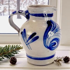 VTG Handarbeit 1/4 Liter Salt Glazed Cobalt Blue Gray Pottery Mini Pitcher 4.5"
