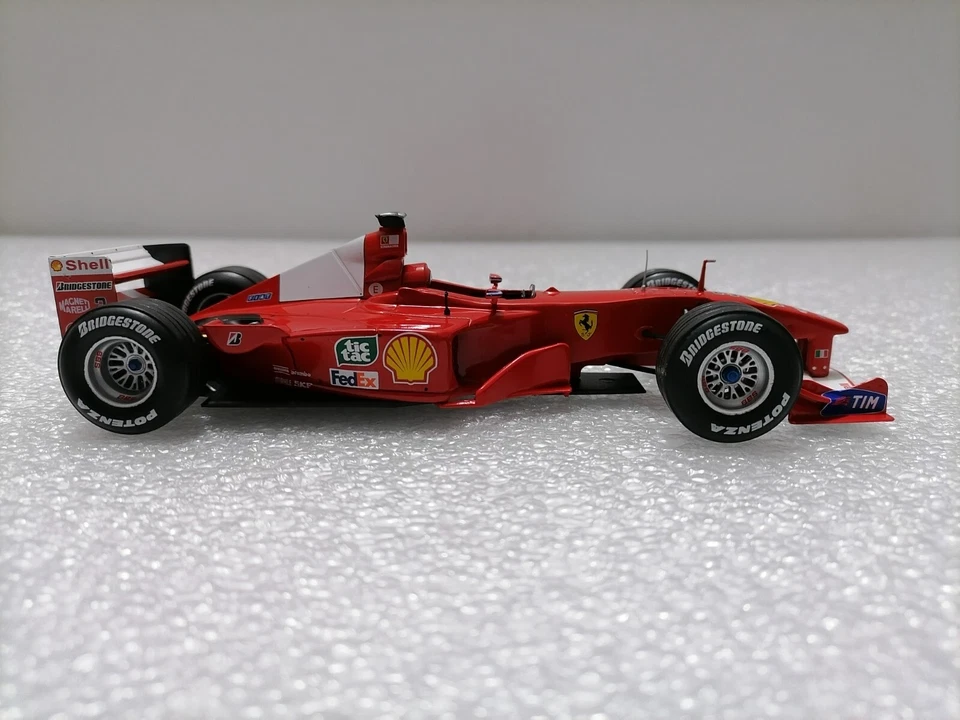 FERRARI F1 2000 Michael Schumacher 2000 - 1:24 Scale Model , DieCast Mint Box - Image 3 of 4