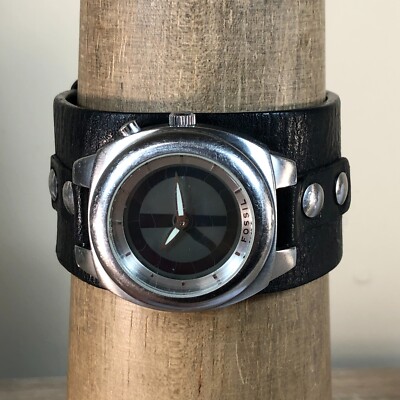 Fossil Big Tic Women JR-8259 Black Peace Sign Cuff Leather