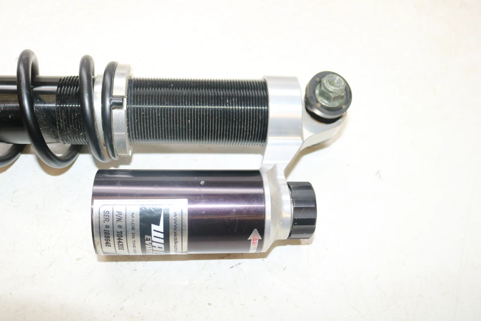 Amortiguador delantero Walker Evans 2016 Polaris Axys Pro Rmk 800 155" 16 1/2" Foto 3 de 4