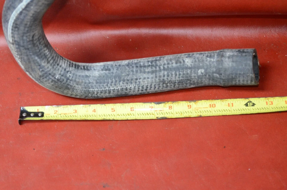 Manguera de radiador inferior 3,7 L Mopar 4026106 OEM 21141 Dodge B100-B300 1975-1983 Foto 2 de 4