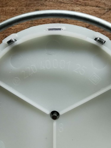 Tapacubo rueda Merdeces Benz A220 400 01 25 varios modelos - Imagen 2 de 3