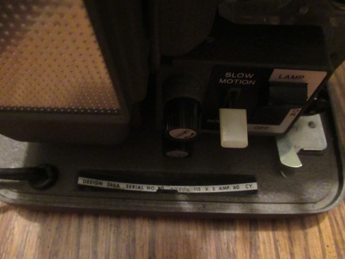 Proiettore Film Bell & Howell 8mm 266A TESTATO FUNZIONANTE LEGGERE DESCRIZIONE - Foto 3 di 4